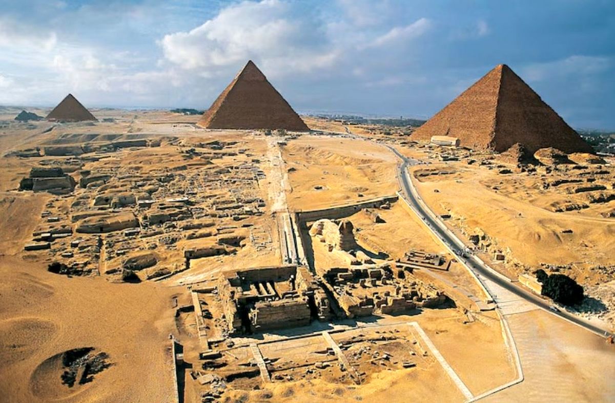 آیا اهرام ثلاثه مصر جابجا شدهاند؟