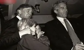 آیا روسیه از ترامپ فیلم دارد؟! | ماجرای اسناد هرزگی ترامپ که به دست روسیه افتاده چیست؟ 