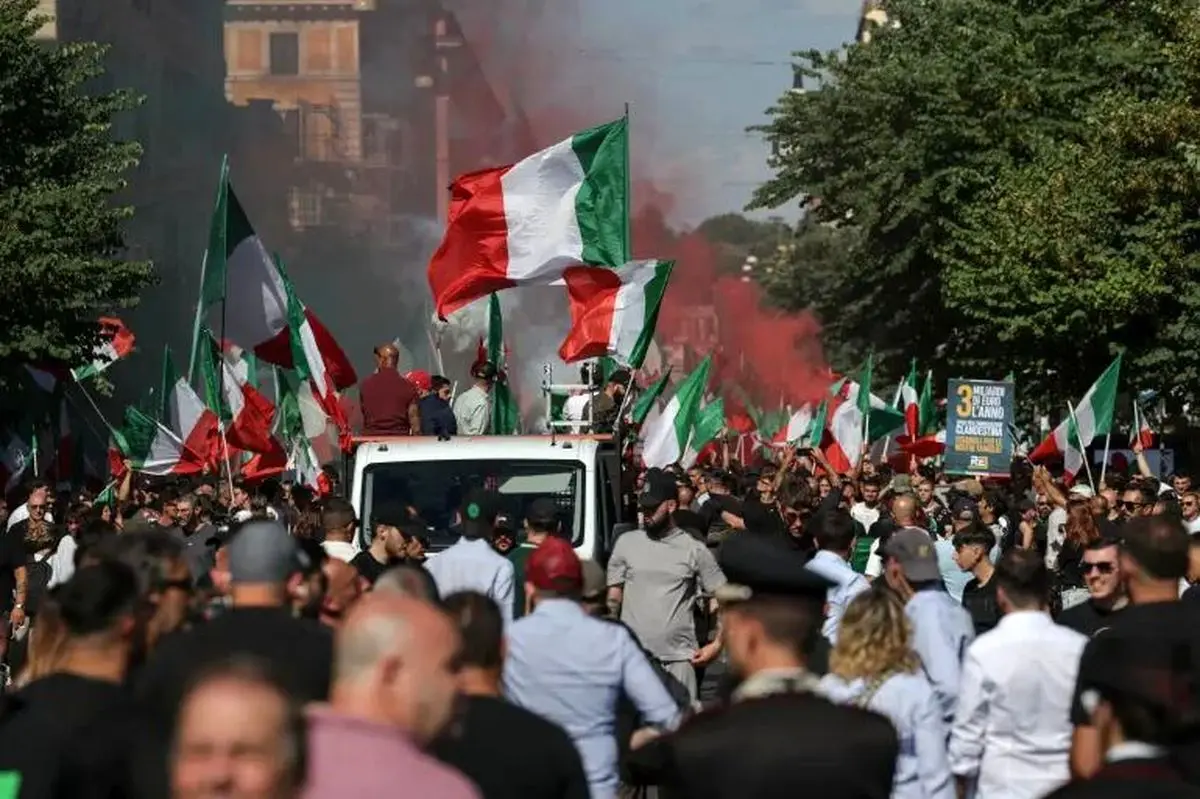 راست‌های افراطی ایتالیا علیه مهاجران تظاهرات کردند