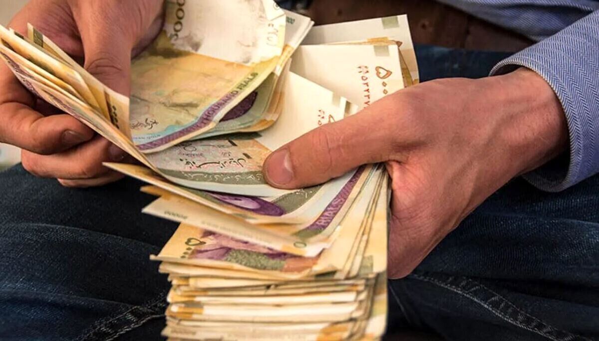 میزان عیدی پایان سال کارکنان دولت
