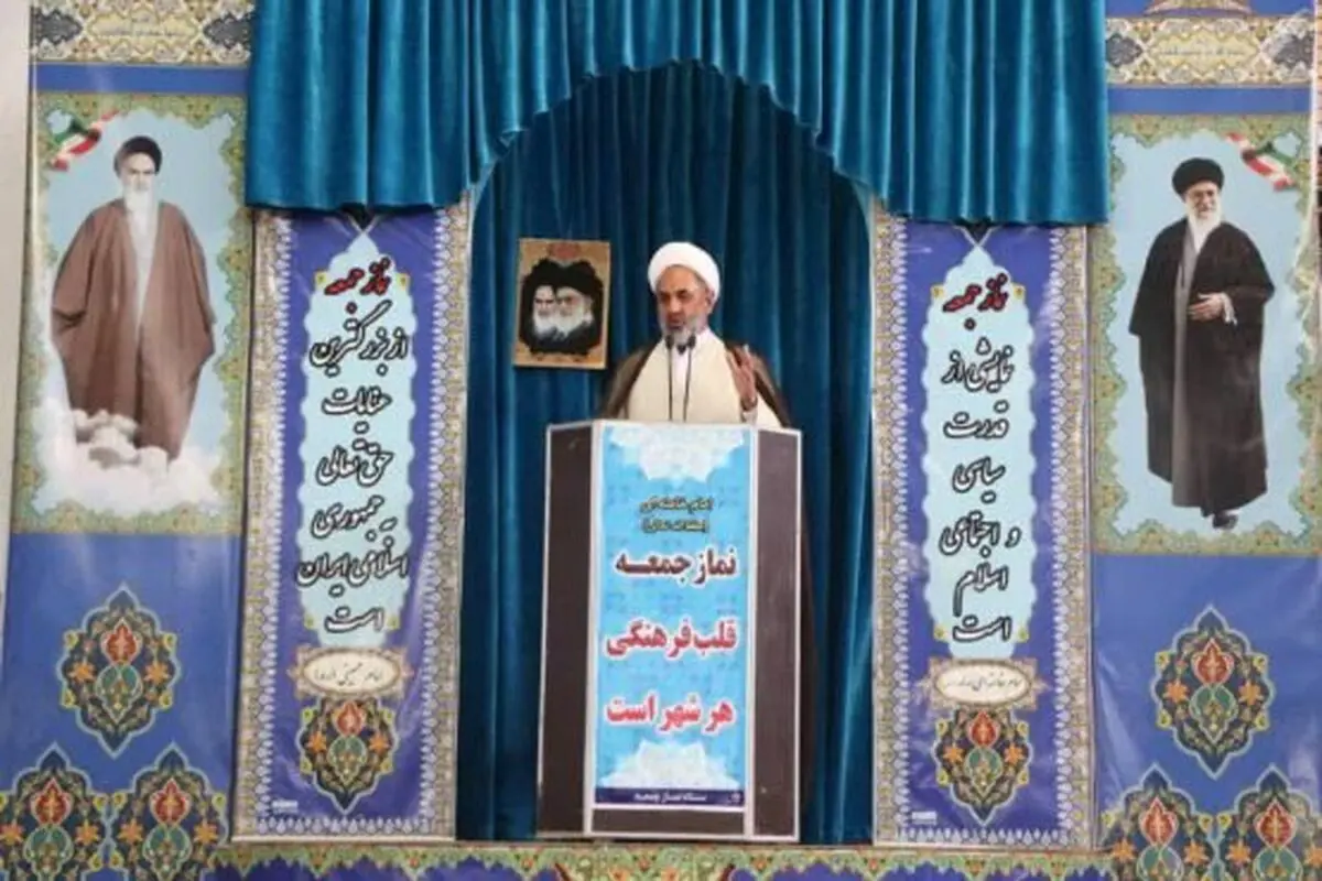 دوچرخه‌سواری بانوان در انظار عموم حرام است/ وقت‌تان را صرف کارهای حاشیه‌ای نکنید، غیرت دینی را در مردم زنده نگه دارید