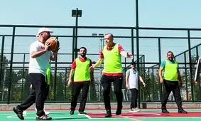 اردوغان بار دیگر در زمین بسکتبال، سلامتش را به رخ کشید/ ویدئو

