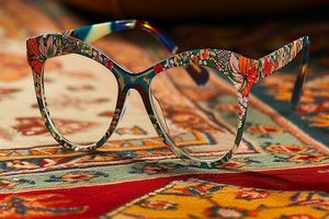 طراحی فریم عینک با الهام از نقش و نگار قالی ایرانی/ تصاویر