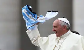 خورخه ماریو برگولیو؛ پسر خانواده کارگری که رییس واتیکان شد