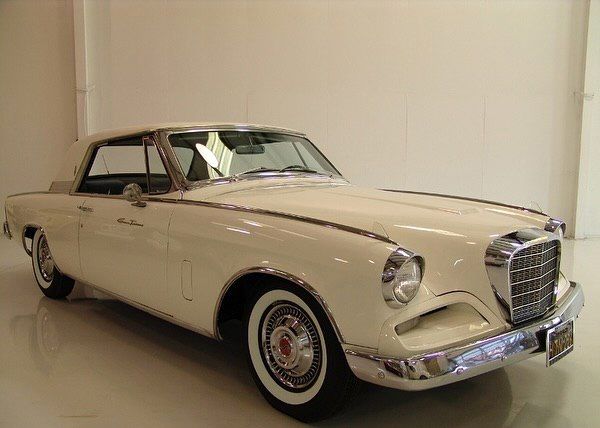 ستاره‌ای از دهه 60: Studebaker Gran Tourismo Hawk 1962