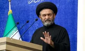 اذن و عدم اذن به مذاکره با آمریکا از اختیارات رهبری است/ ایشان هم مشرف به اقدامات مسئولین است و هم مشرف به مصالح کلان کشور/ در این جنگ ایران نه از روسیه، نه چین و نه از جناح‌های مقاومت مثل حزب‌الله و انصارالله و حشدالشعبی کمک نخواست