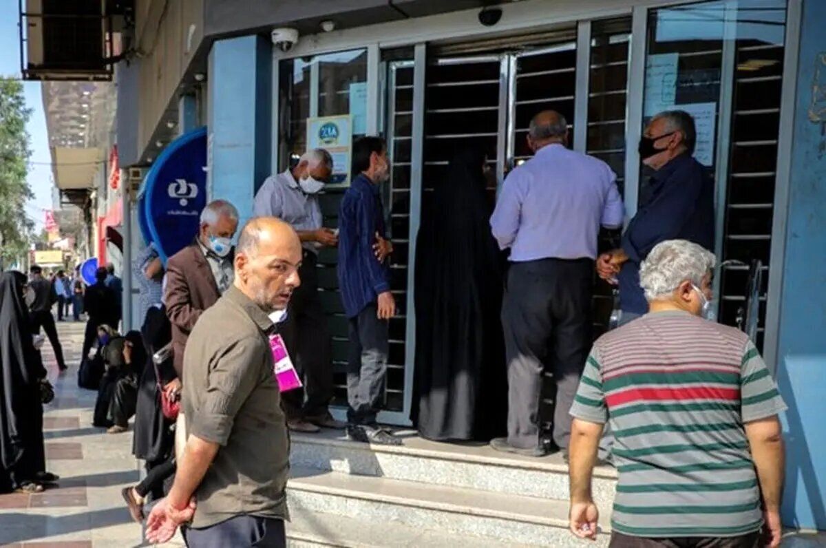 این افراد با ۳۵ سال کار بازنشسته میشوند