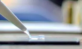 نحوه پاک کردن چسب 123 از پوست