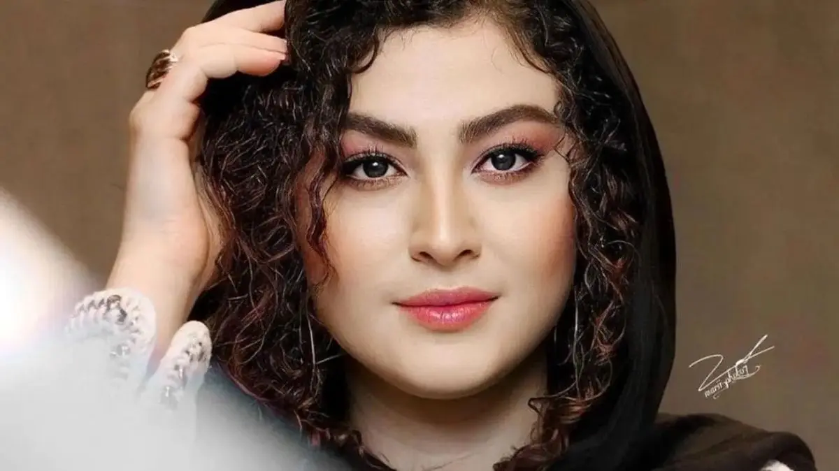 رونمایی مریم مومن از چهره جدیدش برای برای عید 1405/ ویدئو