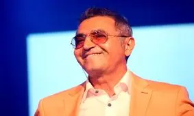 جشن تولد غریبانه فریدون آسرایی در یک پارک/ عکس