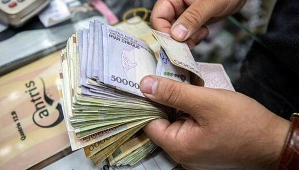 سه سناریو برای افزایش حقوق کارمندان و بازنشستگان/ حقوقها چه تغییری میکند؟