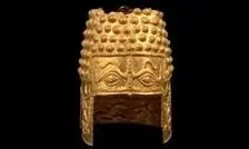 کلاه‌خود طلای مسروقه کشف شد