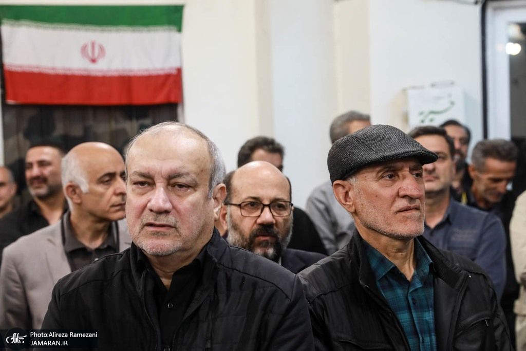 تصاویر: مراسم تشییع برادر سید مصطفی تاجزاده