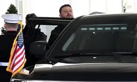  ترامپ زلنسکی را بیرون انداخت؛ او به خواست خود کاخ سفید را ترک نکرد

