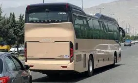 لحظه تلخ سکته قلبی راننده اتوبوس در خوی/ ویدئو