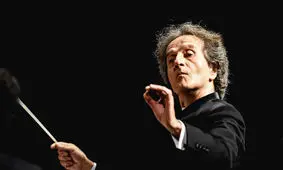 شهرداد روحانی: به من گفتند چرا دست‌هایتان را بیمه نمی‌کنید؟/ ویدئو 