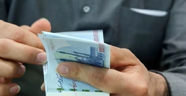 سونامی حذف یارانه ها/ حرکت دولت روی طناب/ پزشکیان از پس بحران بر می آید؟