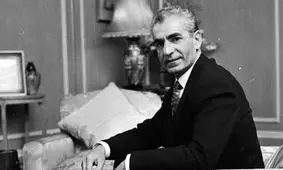 سفر در زمان؛ «محمدرضا پهلوی» در میان تیم ورزشی دانش‌آموزان مدرسه شبانه‌روزی له‌روزه سوئیس؛ دهه 1310 