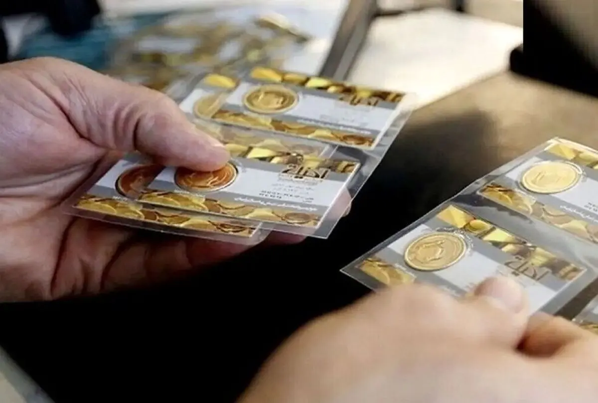 ۱۱۶ قطعه سکه‌ طلا قاچاق توسط نیروهای پلیس در راه‌آهن مشهد کشف شد