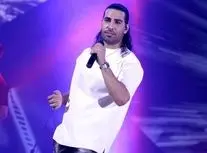 حمله هوادار به مجید رضوی حین کنسرت در قزوین/فیلم