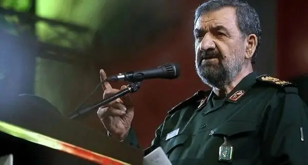 محسن رضایی؛ چند دهه جنجال‌آفرینی مرد هزار نسخه، از کربلای۴ و نامه ۶۷ تا تنگه هرمز و شعام/  آقا‌محسن واقعاً به دنبال چیست و چرا هزینه‌های کلامی او تمام‌شدنی نیست؟