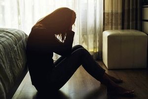 تفاوت افسردگی با غمگینی چیست؟