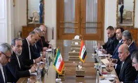 عراقچی: تهدید آمریکا برای حمله به ایران نشانه تبانی با اغتشاشگران برای ناامن‌سازی است

