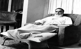  مروری بر زندگی امام خمینی (ره) در صد و بیست و دومین سالروز تولد 