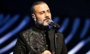 همخوانی ۷ هزار نفری با علیرضا قربانی در ورزشگاه آزادی/ ویدئو