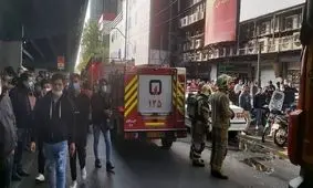 وقوع حریق ضایعات در پاساژ علاءالدین/ ویدئو