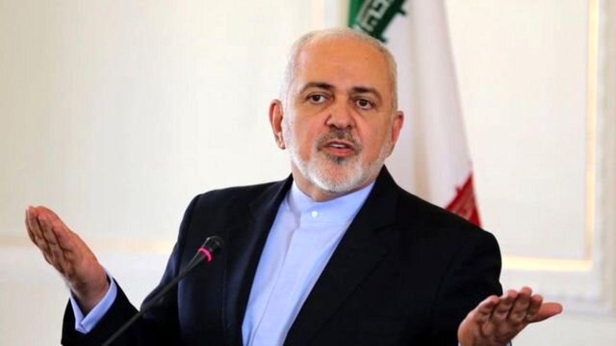 ظریف: جدلها و بحثهای انحرافی سازنده نیست/ همه کوششها باید در جهت انسجام ملی کشور باشد