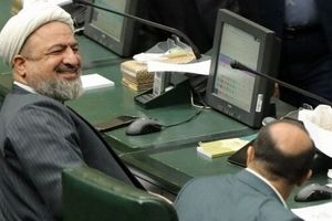 حمید رسایی: تمام امضاهای آقای عارف غیرقانونی است
