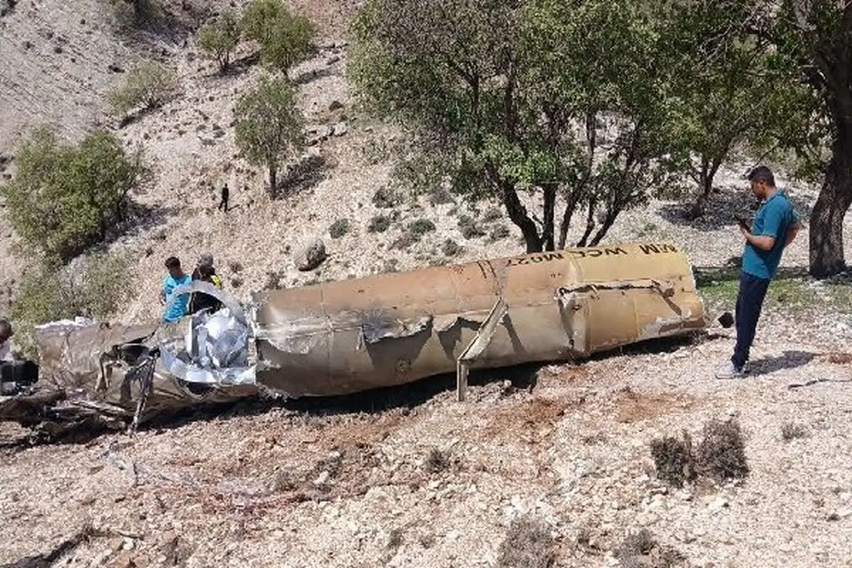 پیدا شدن لاشه موشک کروز در کوه سیاه لنده
