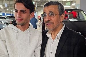 محمود احمدی نژاد در فرودگاه استانبول/ تصاویر