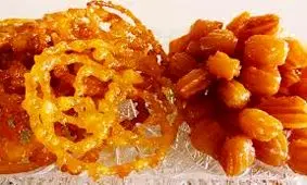 ۵۰ درصد نمونه‌ زولبیا و بامیه تولیدی در ارومیه رنگ غیرمجاز داشته است