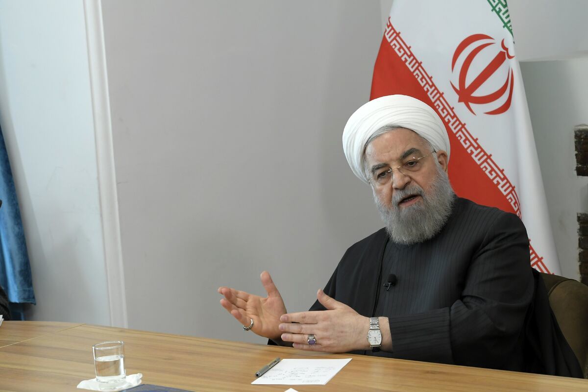 پاسخ سایت روحانی به ادعای کیهان: برخلاف دروغ کیهان، اصل ماجرا بیاطلاع گذاشتن رئیسجمهور بود