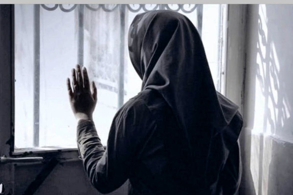افشاگری دختر 17 ساله از هیولای بزرگ خانهشان