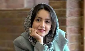 تصویری از استایل جنجالی نازنین بیاتی، در خیابان های تهران