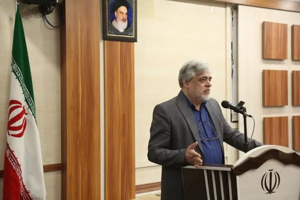 جمع‌کردن تندروها برای نظام مثل آب خوردن است/ این مجموعه های تندرو زمانی به وجود آمدند تا جلوی جریان اصلاحات بایستند اما الان دارند به سمت دیگری می روند/ دبیرخانه شورای عالی امنیت ملی همچون زمان شهید لاریجانی باید قاطع عمل کند