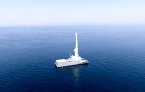 پدافند برد بلند ایرانی به دریا رسید/ تصاویر و ویدئو
