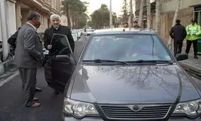 مهمتر از هزینه ضدگلوله کردن پراید سعید جلیلی که حقوق 18 سال یک کارگر است؛ ژست ساده زیستی است که سالها به مردم فروخته