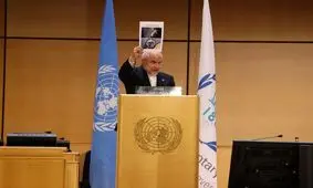 تصویر کودک اهل غزه در دستان رئیس مجلس در ژنو و افشای جنایات اسرائیل 

