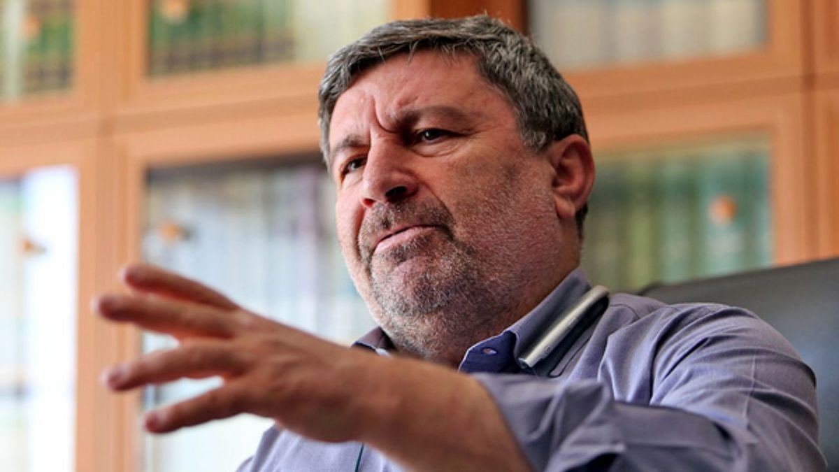  گفتمان جریان تحجرگرا و خشکه مقدس و نامعتقد به جمهوریت، در کشور حاکم شده است