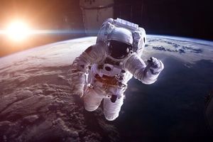 چند مشکل ساده فضانوردان