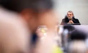 لاریجانی: کسی نمی‌گوید مذاکره نکنیم، اما باید در جای خودش انجام شود/ الان هدفشان مذاکره نیست، می‌گویند مذاکره‌ای کنید با نتایج مشخص مدنظر آنها/ خواسته‌های آمریکا ته ندارد/ ایرانیان باید سر حرف خود بایستند