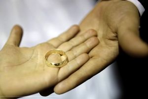 چرا زنان بیشتر از مردان خواستار طلاق هستند؟