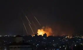 حمله موشکی ایران به اسرائیل / آژیر خطر در شهرهای فلسطین اشغالی/ صهیونیستها به پناهگاه‌ها رفتند/ عملیات سایبری باعث غافلگیری گنبد آهنین شد / ویدئوهای عبور موشک بالستیک ایران از آسمان کشور