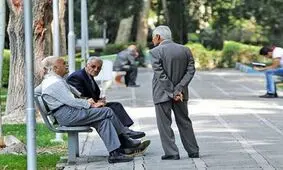 یک تناقض: چرا «افزایش سن بازنشستگی» را از تامین اجتماعی شروع نمی‌کنند؟
