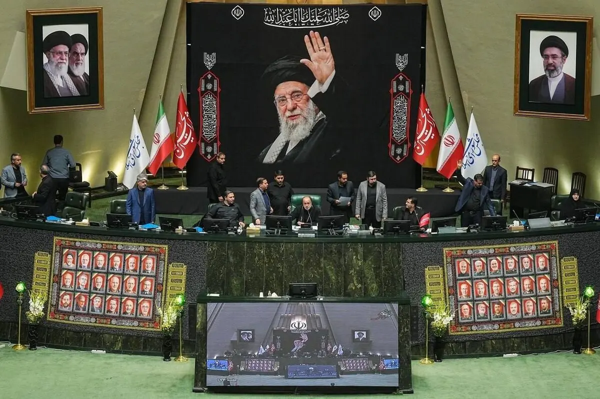 تصاویری از نشست علنی دیشب مجلس بعد از حدود 5 ماه تعطیلی

