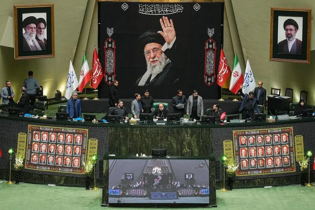 تصاویری از نشست علنی دیشب مجلس بعد از حدود 5 ماه تعطیلی

